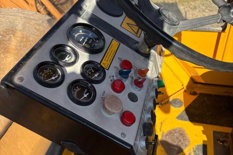 OmecoHub - Immagine DYNAPAC CA251D